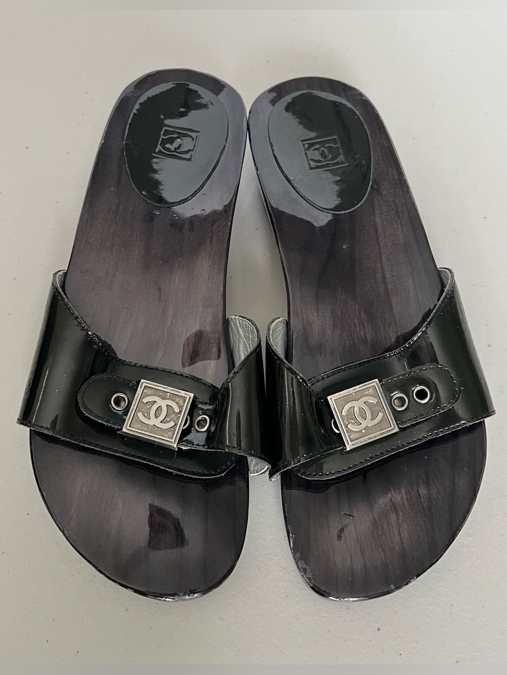 CHANEL Vintage Patent Leather Wood Clog Slide Sandals CC Logo Black EU 38
